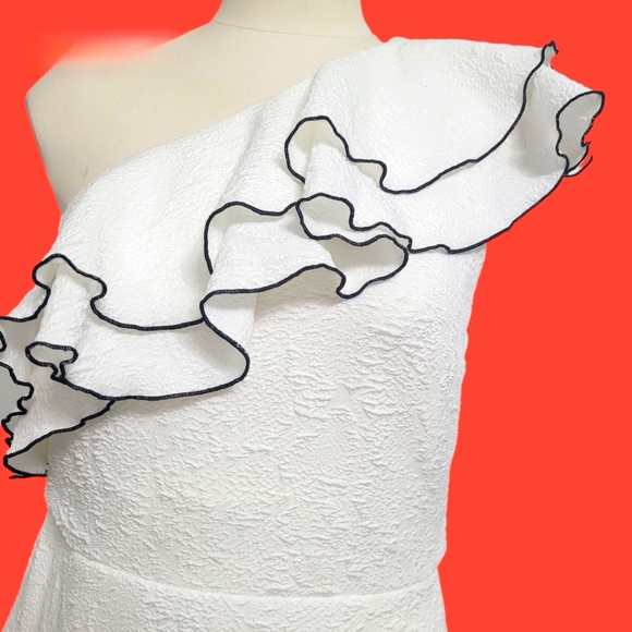 Halston Heritage Women's White Ruff Asymmetric One-shoulder Dress Size 4 - Picture 5 of 11